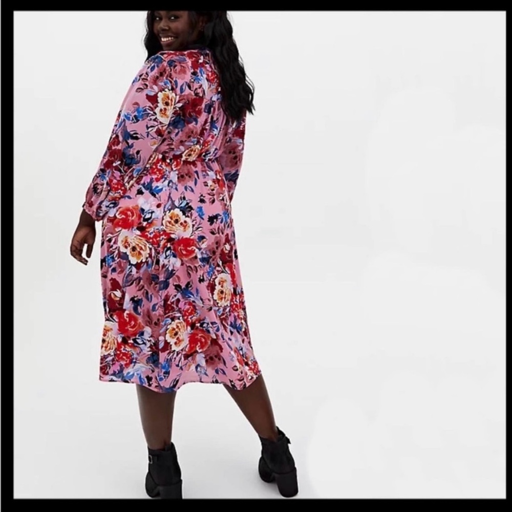 Torrid Blush Pink Floral Georgette Midi Dress